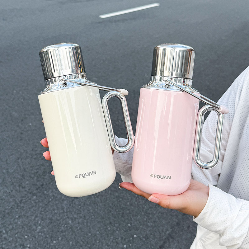 Sports Water Bottle Insulated - 1 Stück Edelstahl-Thermosflasche für Heiß- und